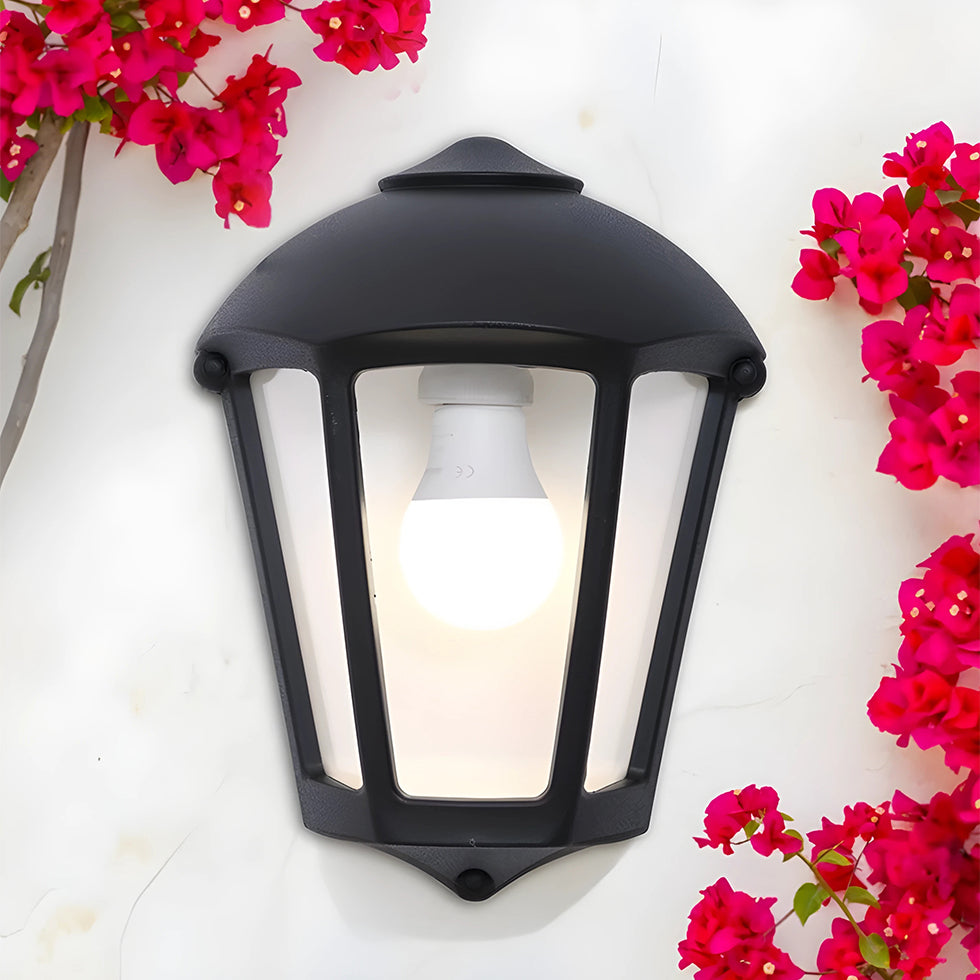 FUMAGALLI Fabio Half Wall Bracket Black |  فوماغالي فابيو – ثريا حائطية نصفية باللون الأسود