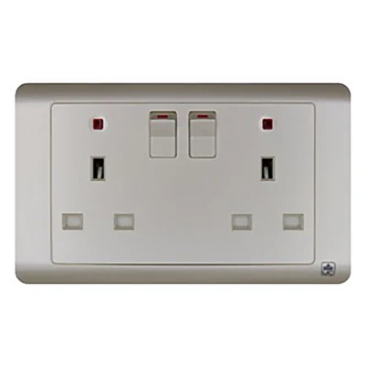 JEWEL PEARL WHITE DOUBLE SOCKET WITH NEON | مقبس مزدوج مع ضوء نيون – سلسلة 
