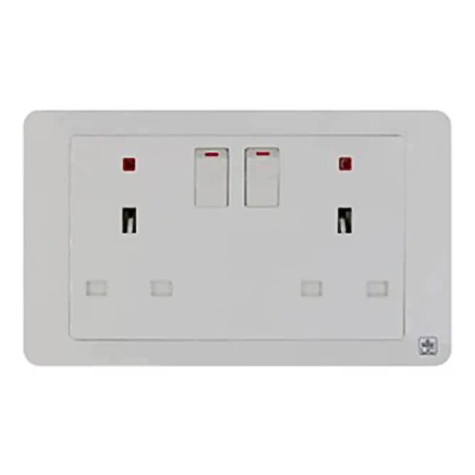 JEWEL WHITE DOUBLE SOCKET WITH NEON | مقبس مزدوج مع ضوء نيون – سلسلة "جوهرة" – الأبيض