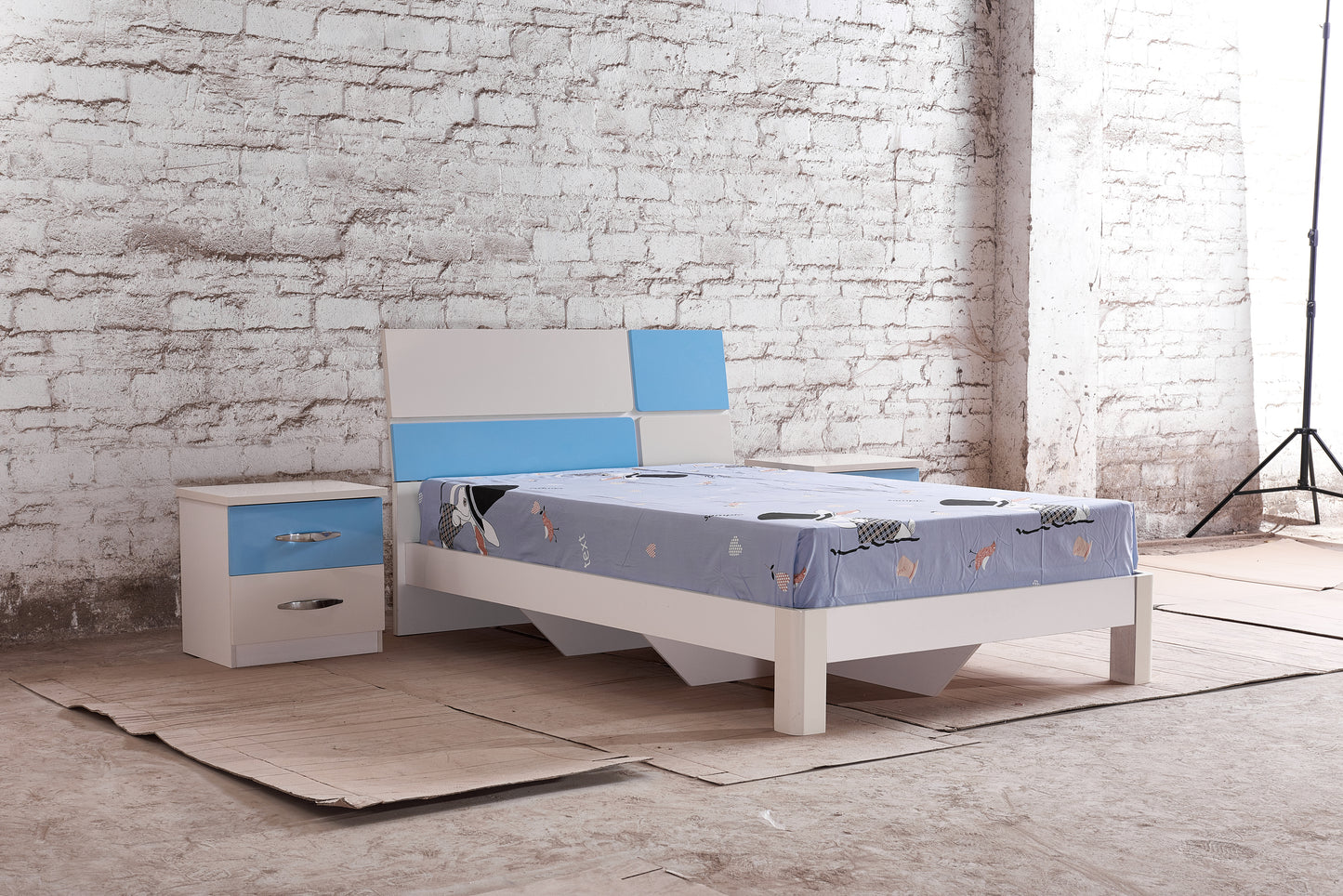 تشيستر - سرير مفرد باللون الأبيض + اللون الأزرق